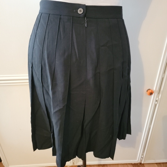 Talbots Black Wool Pleated Skirt - Picture 3 of 7